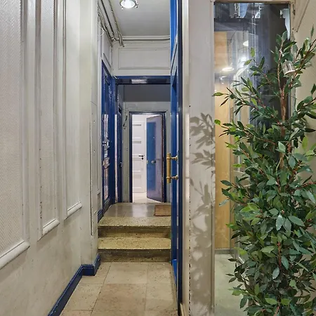 Апартаменты Le Marais Centre De By Prestige *